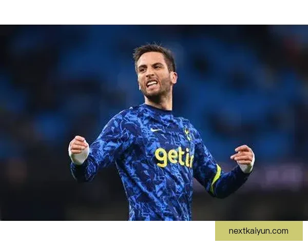 本坦库尔:在尤文图斯寻求重返巅峰的关键中场力量,状态稳步提升中 本坦库尔:在尤文图斯寻求重返巅峰的关键中场力量,状态稳步提升中